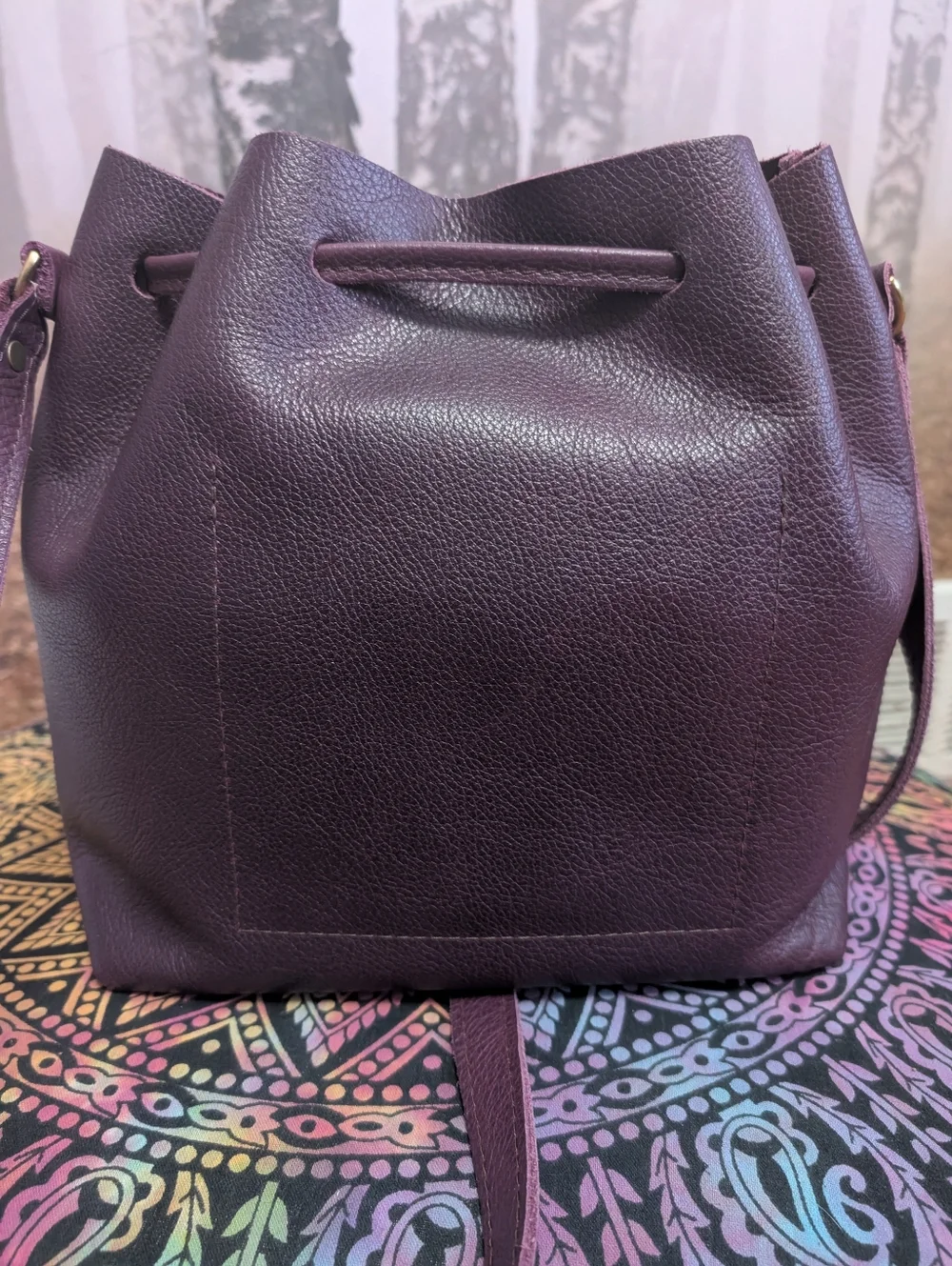 Portland Leather Drawstring Bucket Bag - Picture 2 of 7